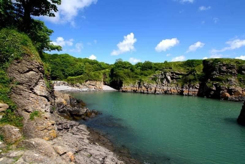 The Hideaway, Pembroke, Pembrokeshire Apartment ภายนอก รูปภาพ